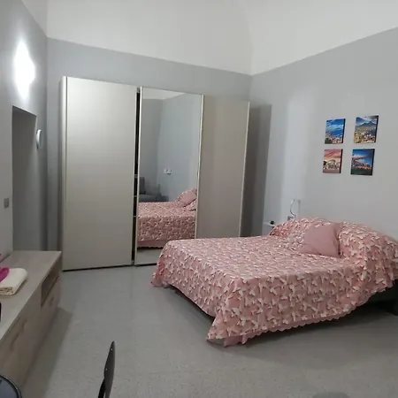 Al Vecchio Lanificio 4* نابولي